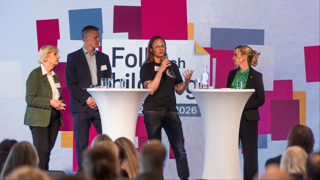 Panelsamtal på Folk och Bildning. 
